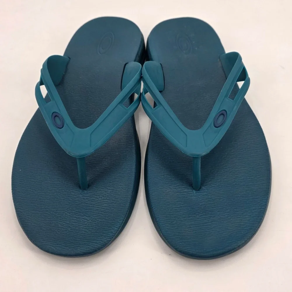 OAKLEY ELLIPSE FLIP FLOP MENS SIZE 10 TEAL BLUE RUBBER CASUAL THING SLIDE ON EUC